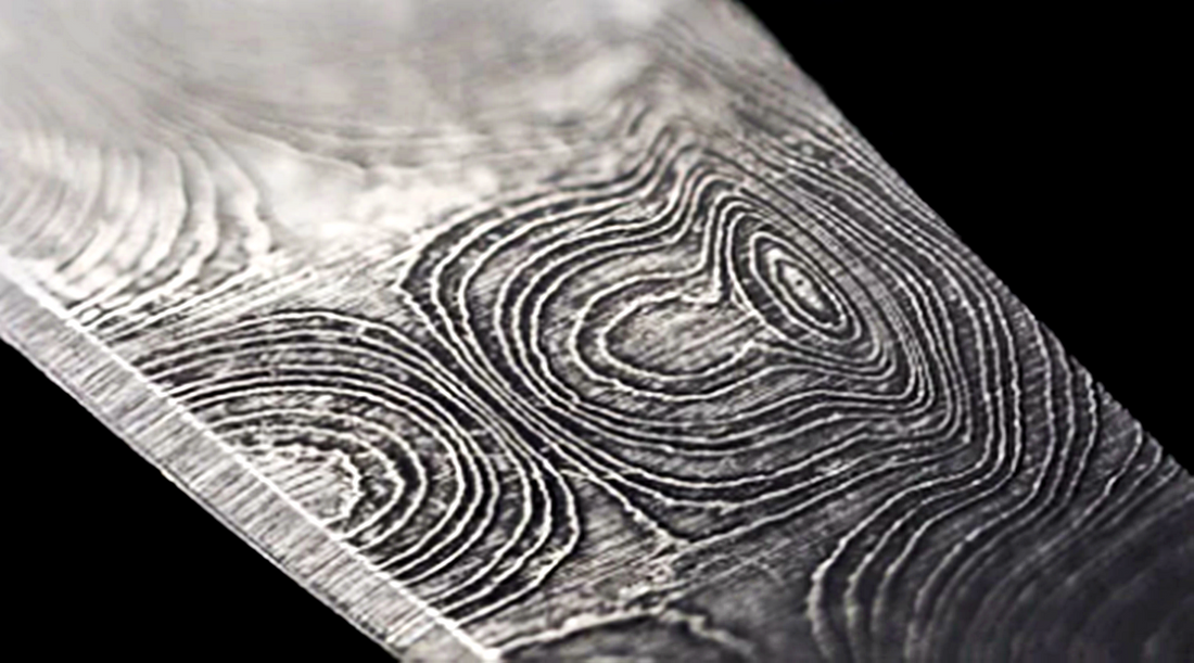 Which is Better: Old vs Modern Damascus Steel?