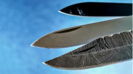 Comparing Quality: Damascus Steel or Stainless Steel Knives?