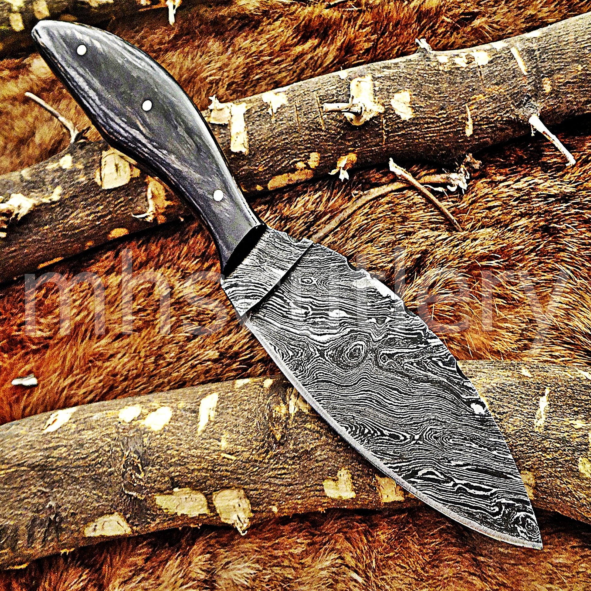Damascus Steel Hunter Skinner Knife / Pakka Wood | mhscutlery