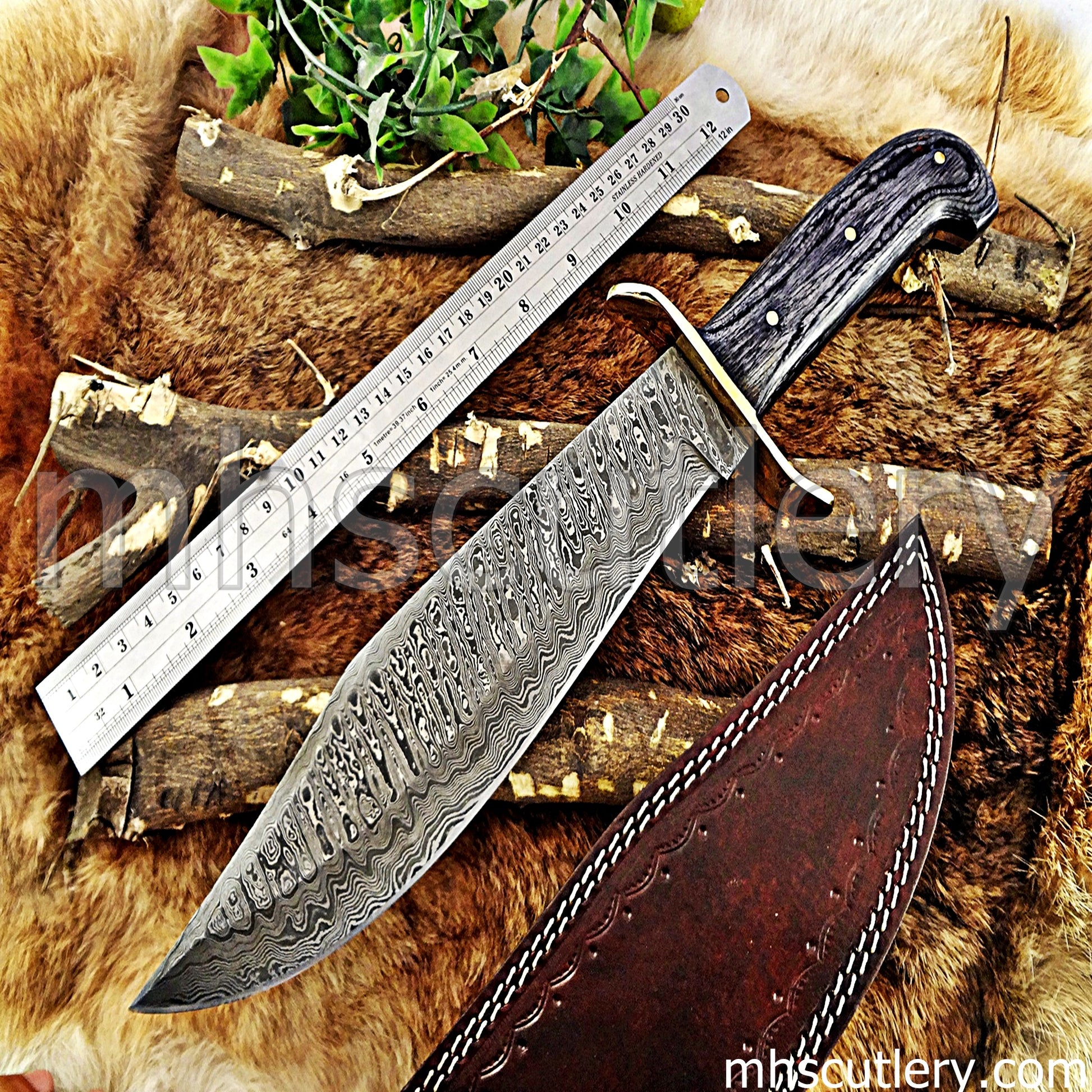 Damascus Steel Classic Hunters Bowie Knife | mhscutlery