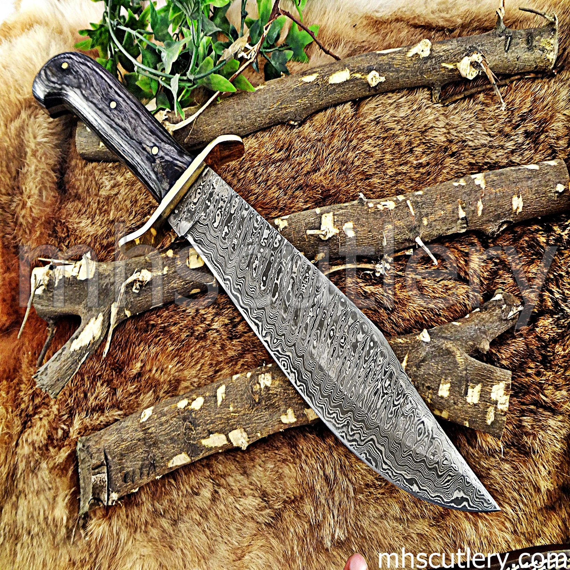 Damascus Steel Classic Hunters Bowie Knife | mhscutlery