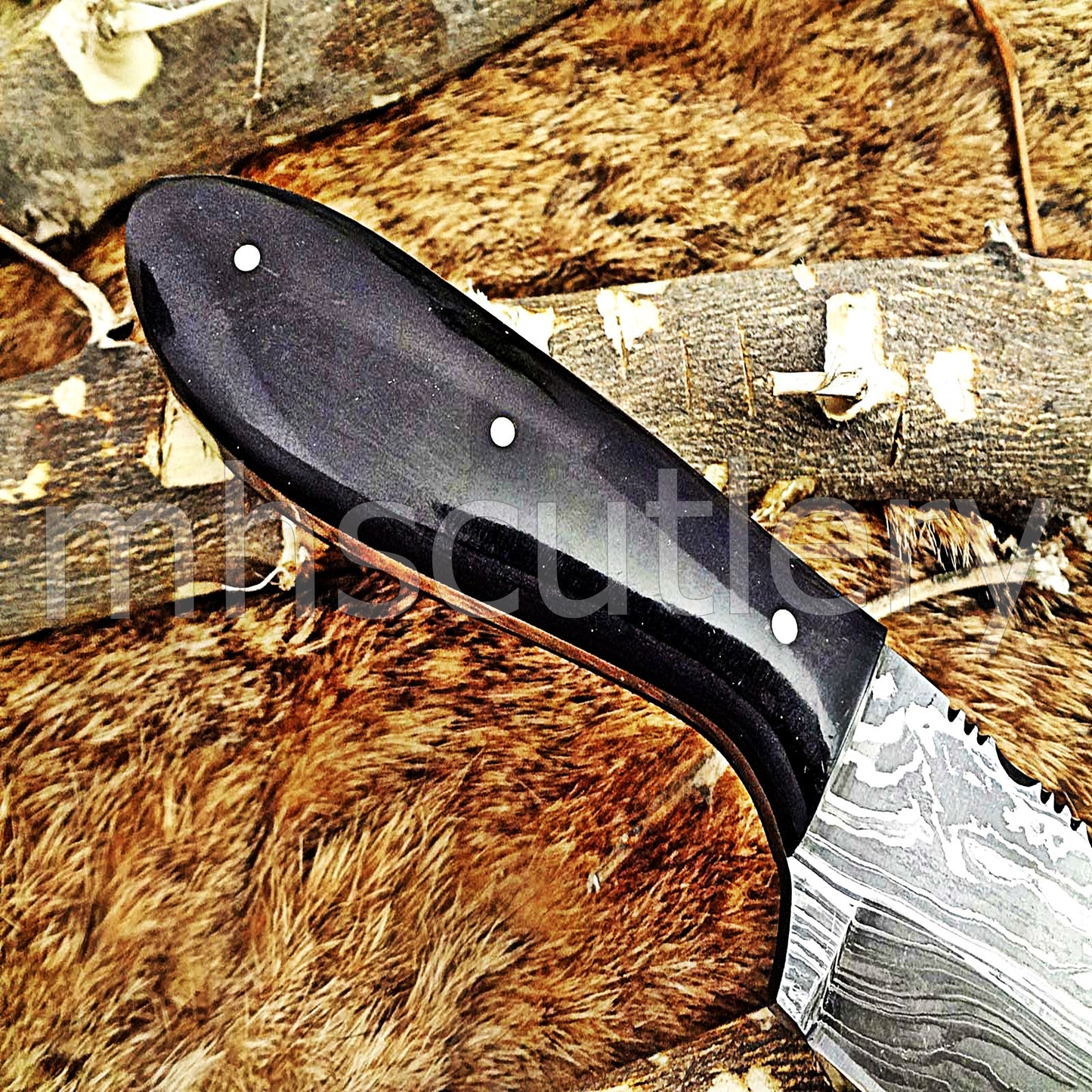 Damascus Steel Mini Skinner / Bull Horn Handle | mhscutlery