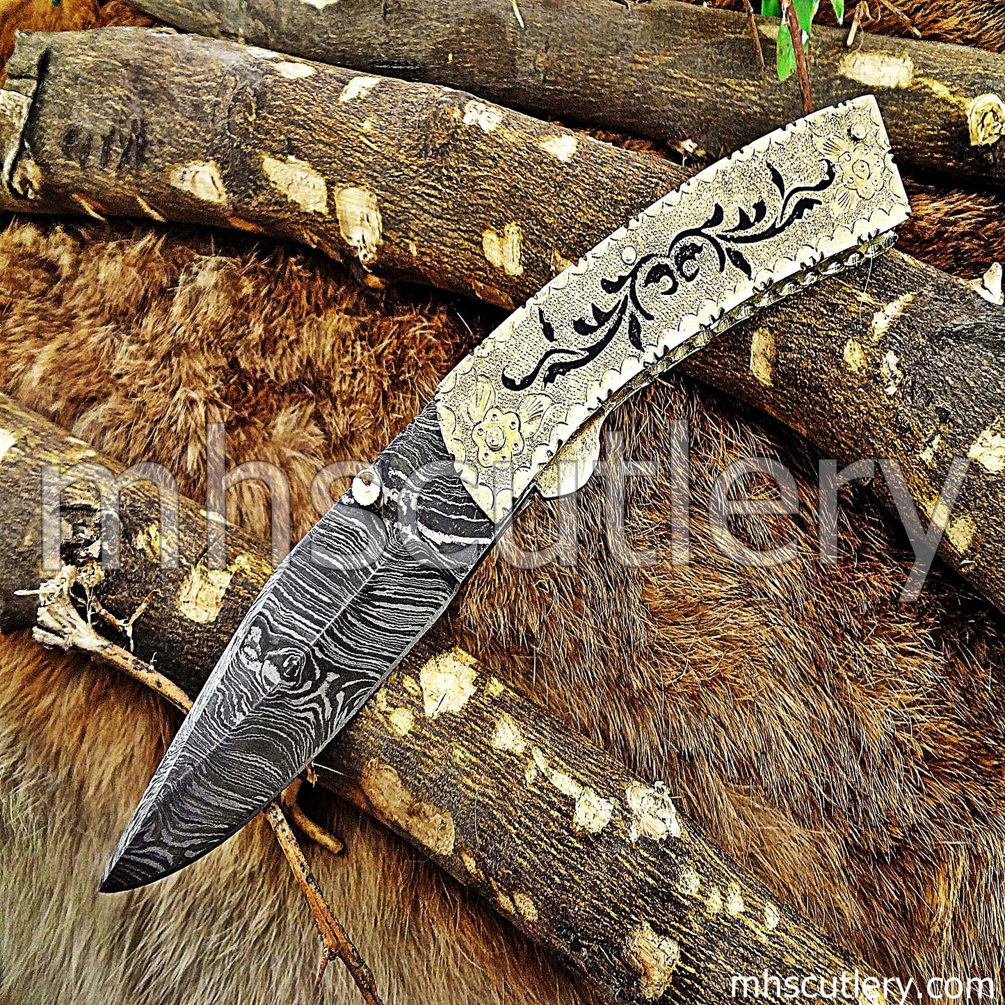 Hand Engraved Damascus Steel Pocket Knife / Engraved Brass | mhscutlery