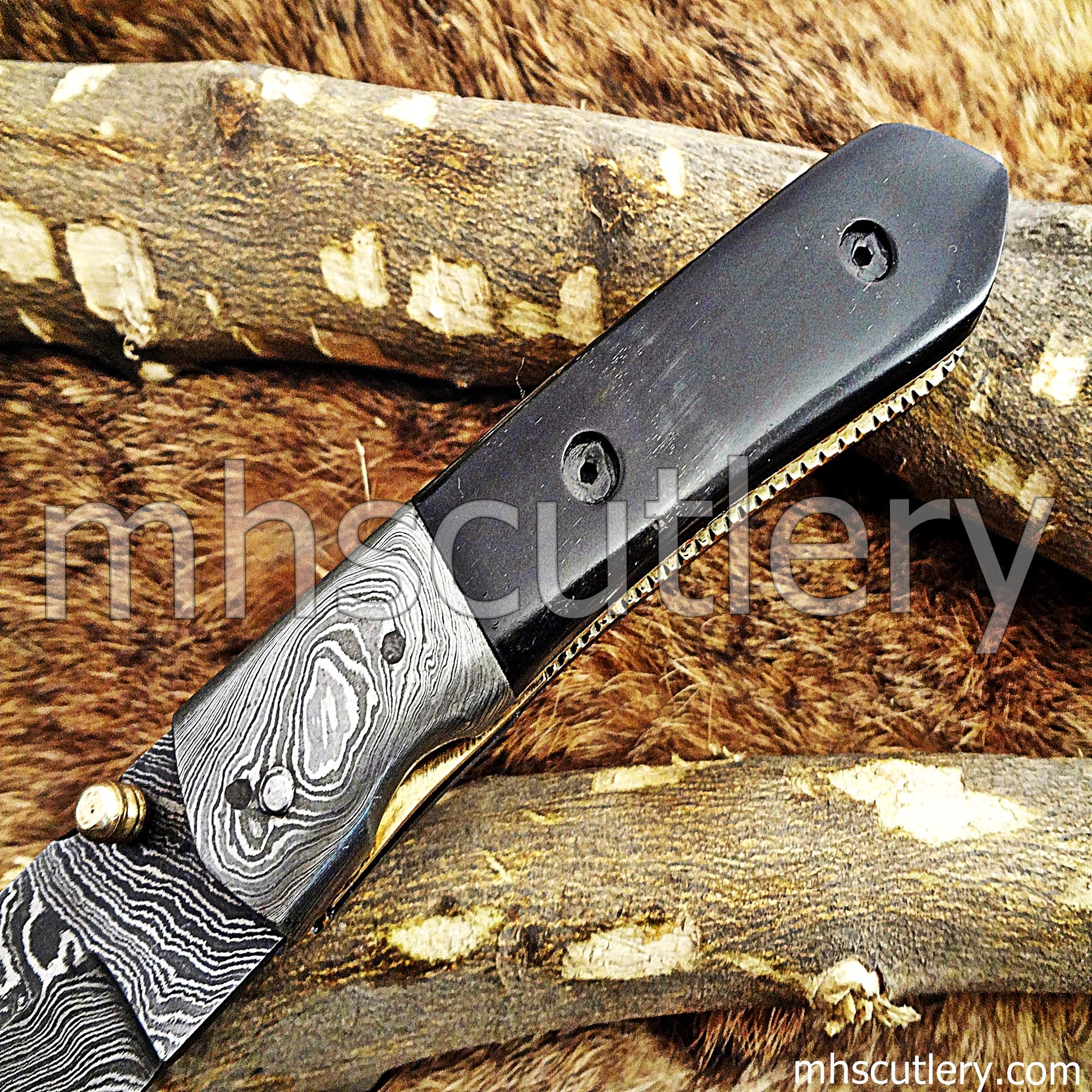 Damascus Steel Tactical Pocket Knife / Bull Horn Handle | mhscutlery