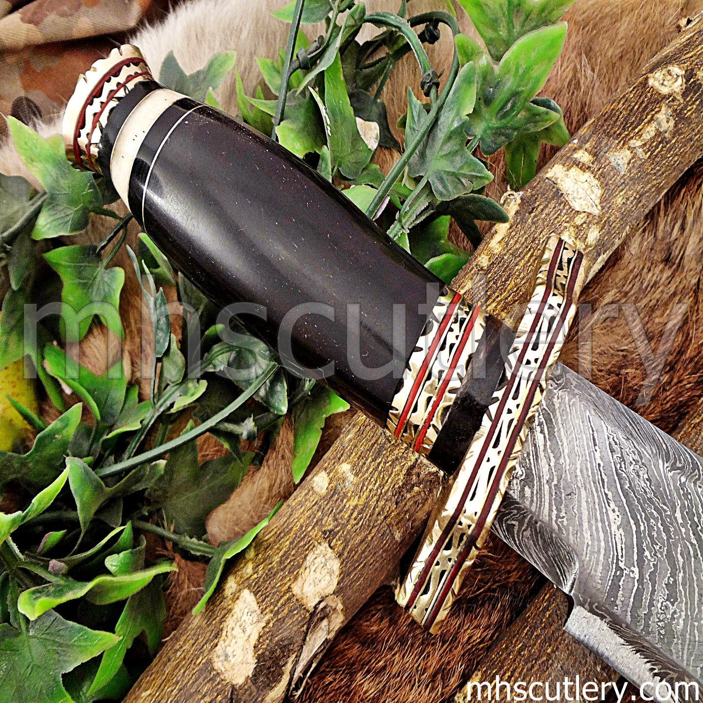 Custom Hand Forged Damascus Steel Zigzag Hunting Knife | mhscutlery