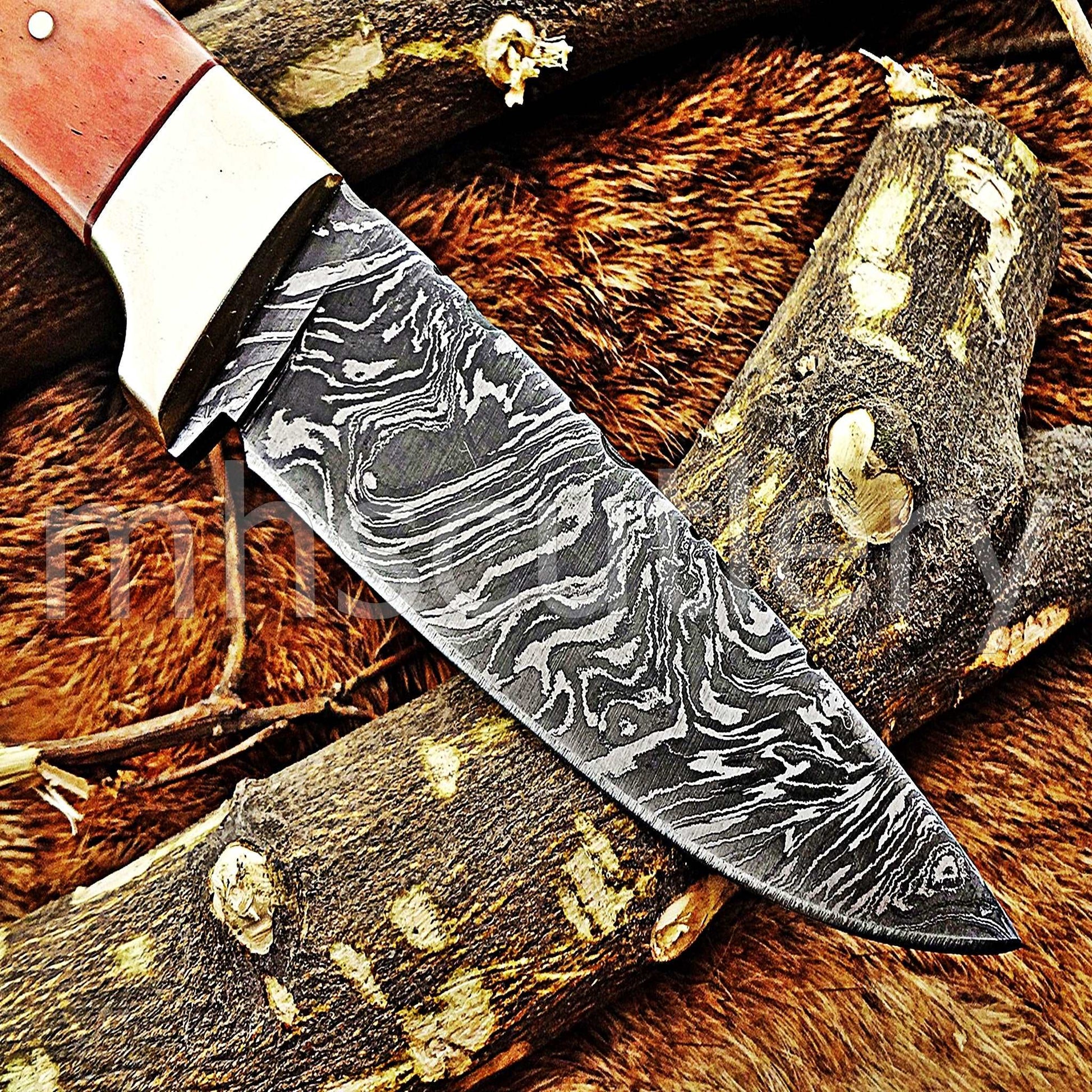 Custom Hand Forged Damascus Steel Hunter Skinner Knife / Pink Handle | mhscutlery