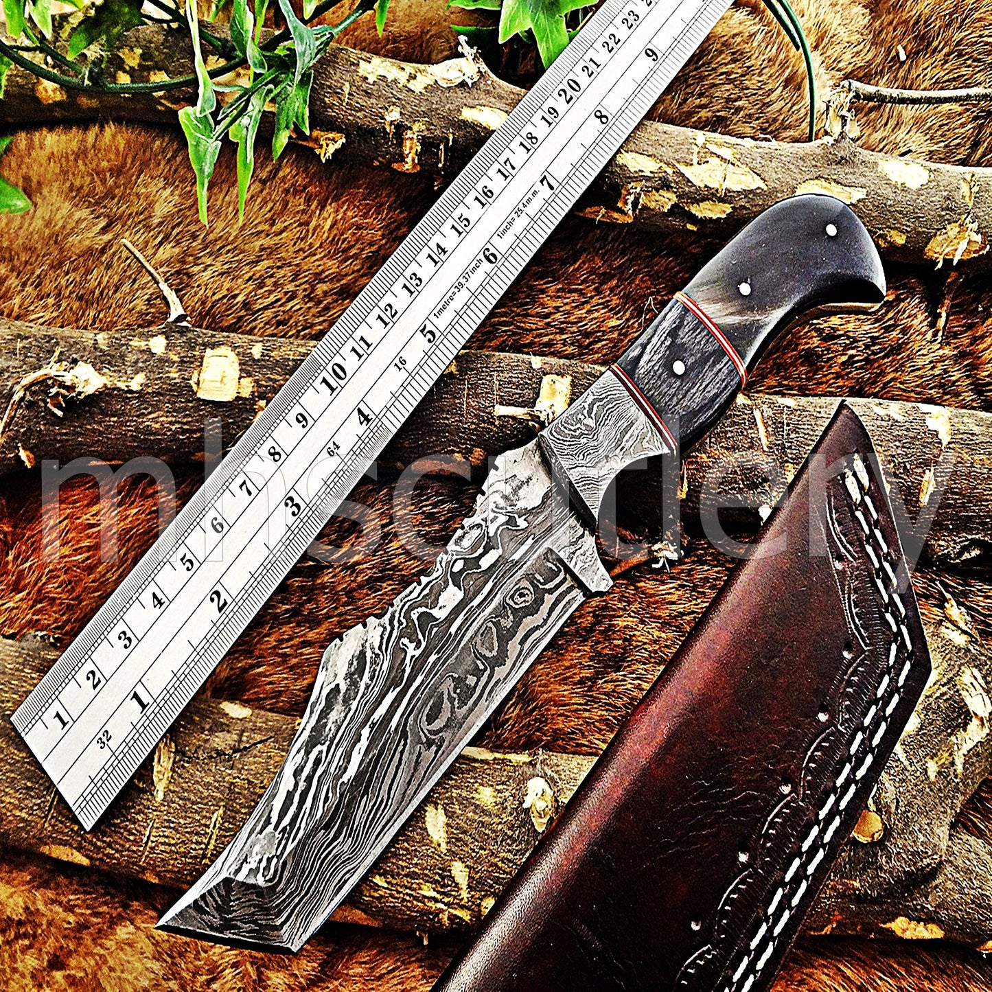Damascus Steel Tanto Fixed Blade Hunter Skinner Knife / Bull Horn Handle | mhscutlery