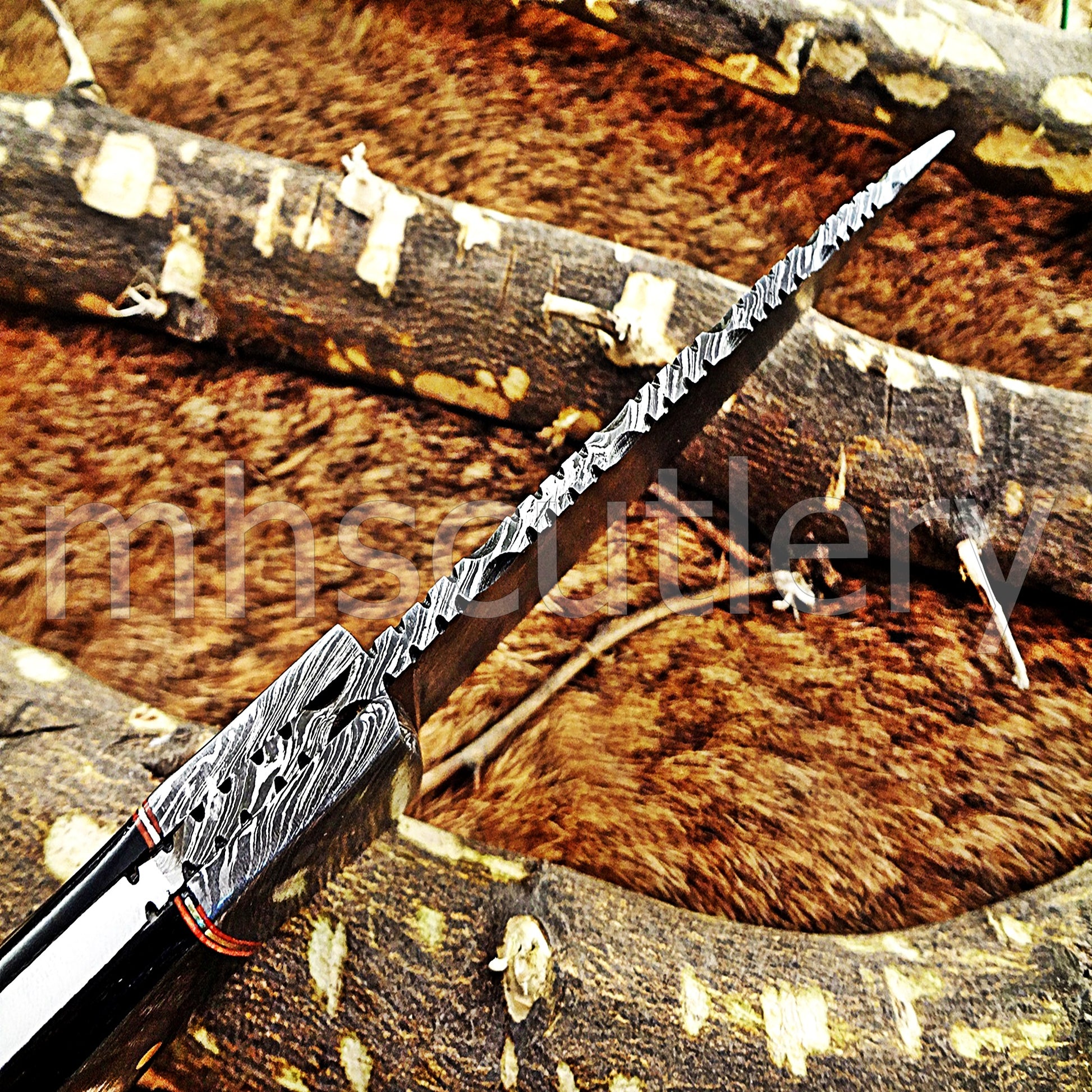 Handmade Damascus Steel Fancy Hunting Skinner Knife / Bull Horn Handle | mhscutlery