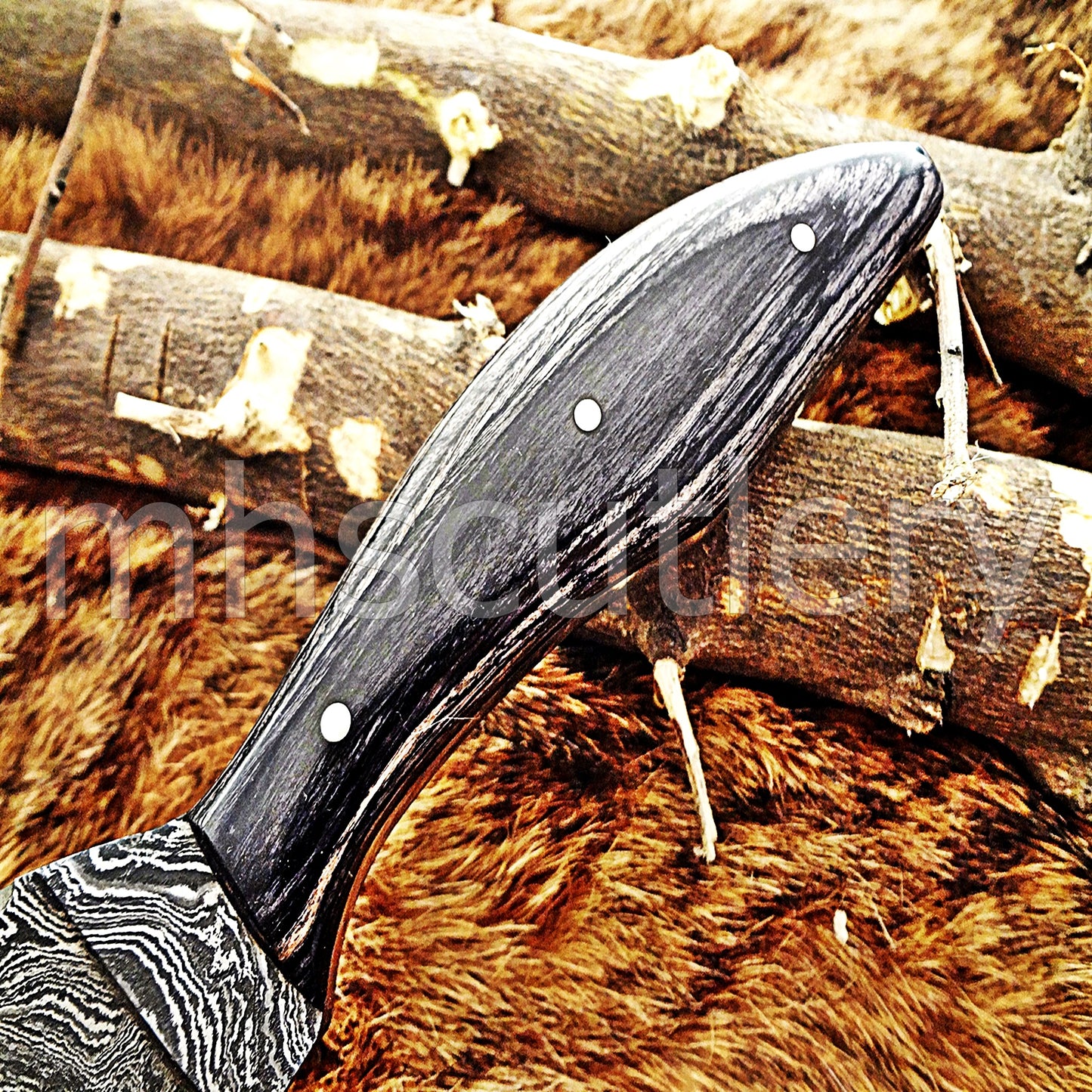 Damascus Steel Skinning Knife / Pakka Wood Handle | mhscutlery