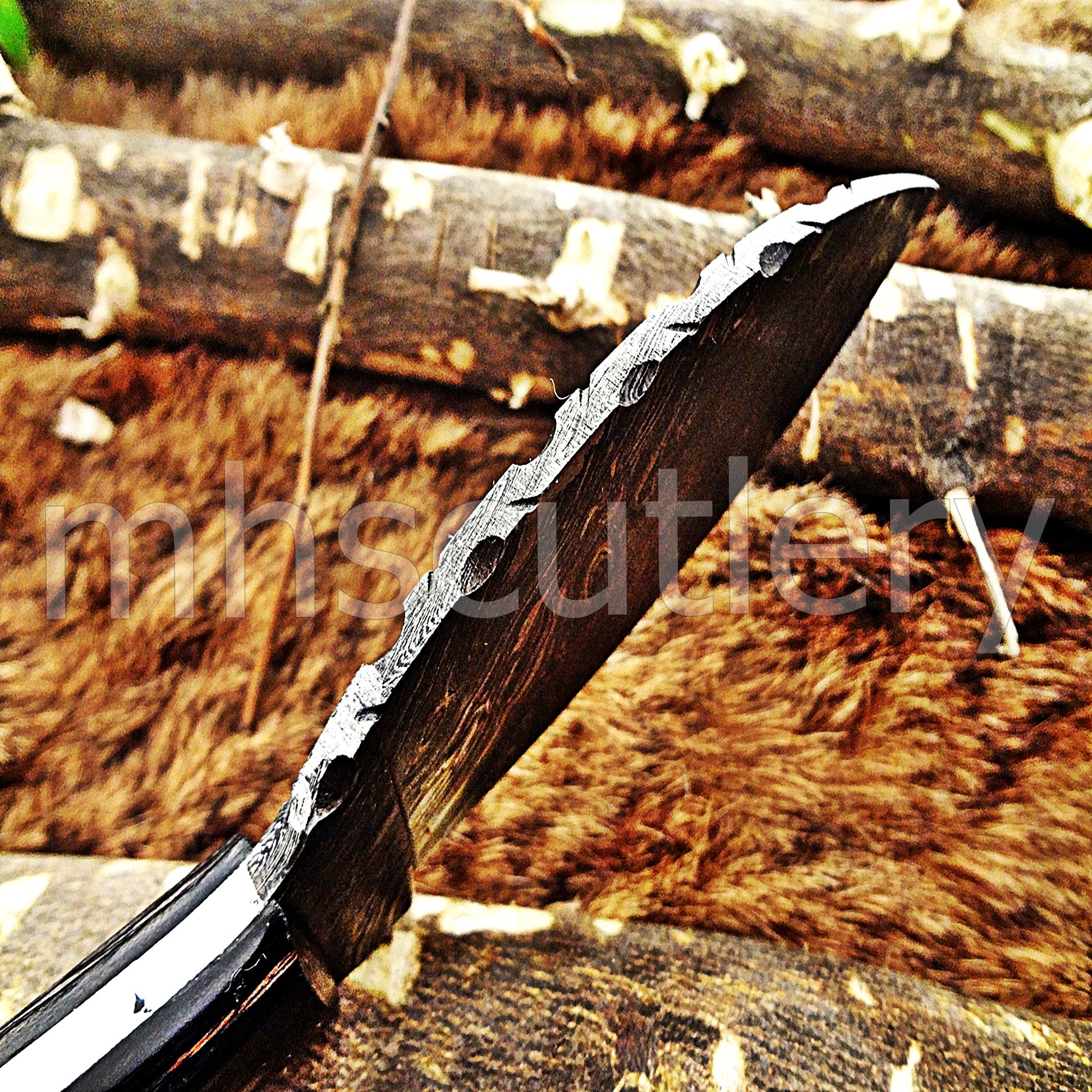 Damascus Steel Skinning Knife / Pakka Wood Handle | mhscutlery