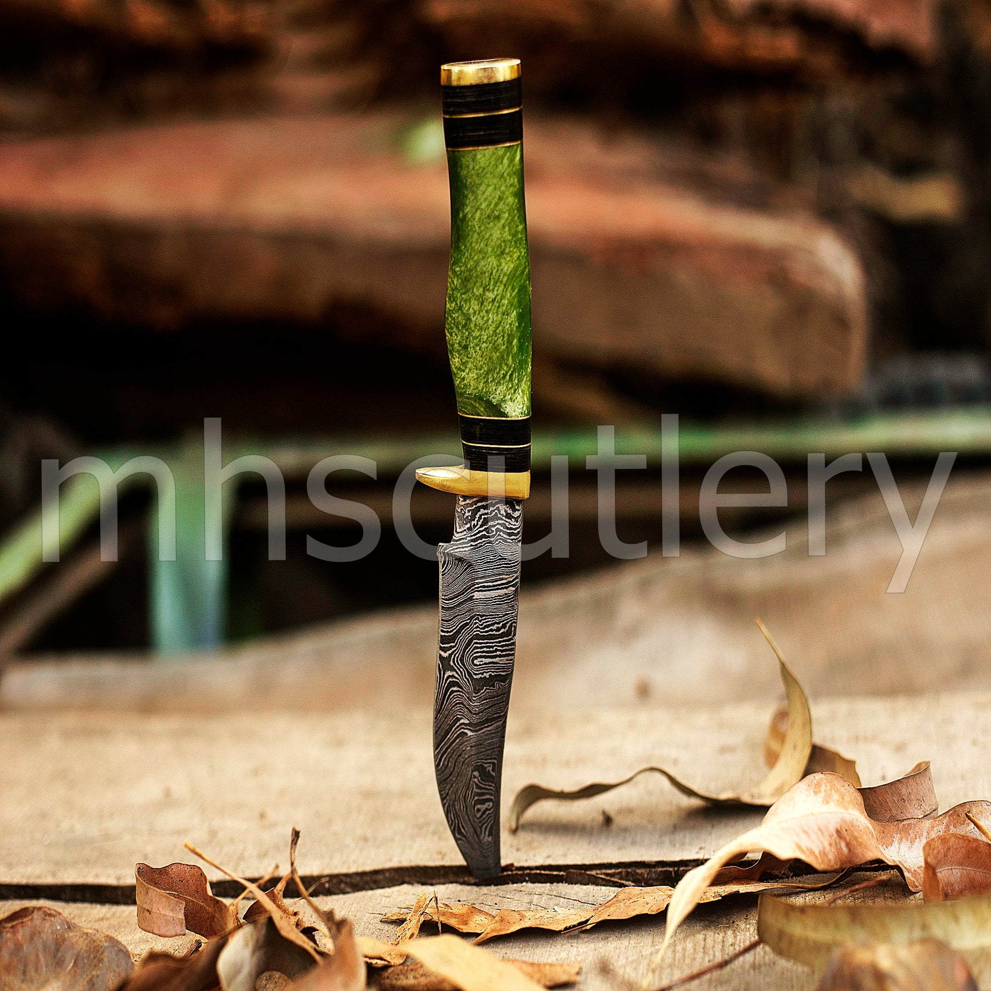 Handmade Damascus Steel Hunter Skinner Rat-Tail Knife With Resin Handle | mhscutlery
