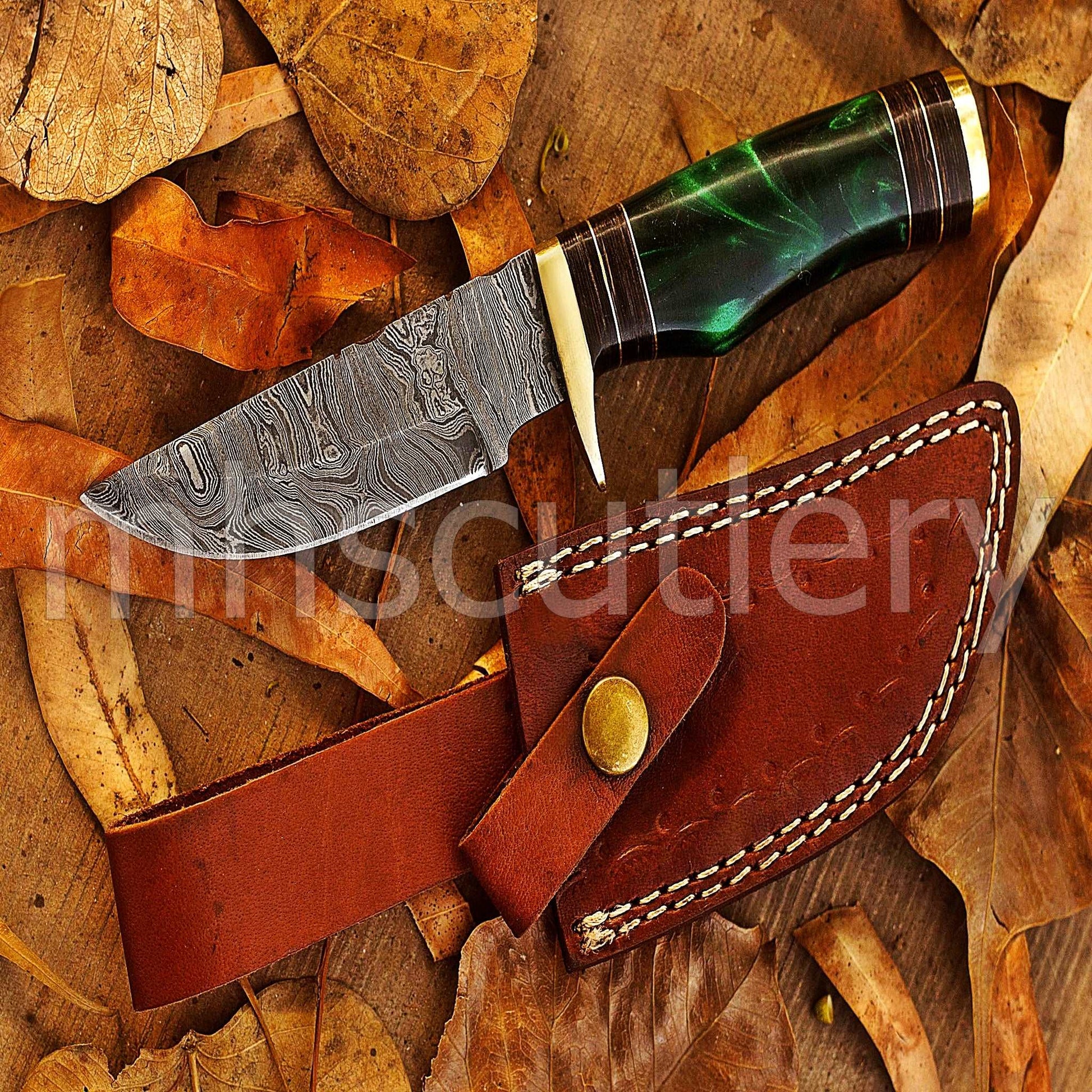 Custom Hand Forged Damascus Steel Hunter Skinner Knife With Resin Handle | mhscutlery