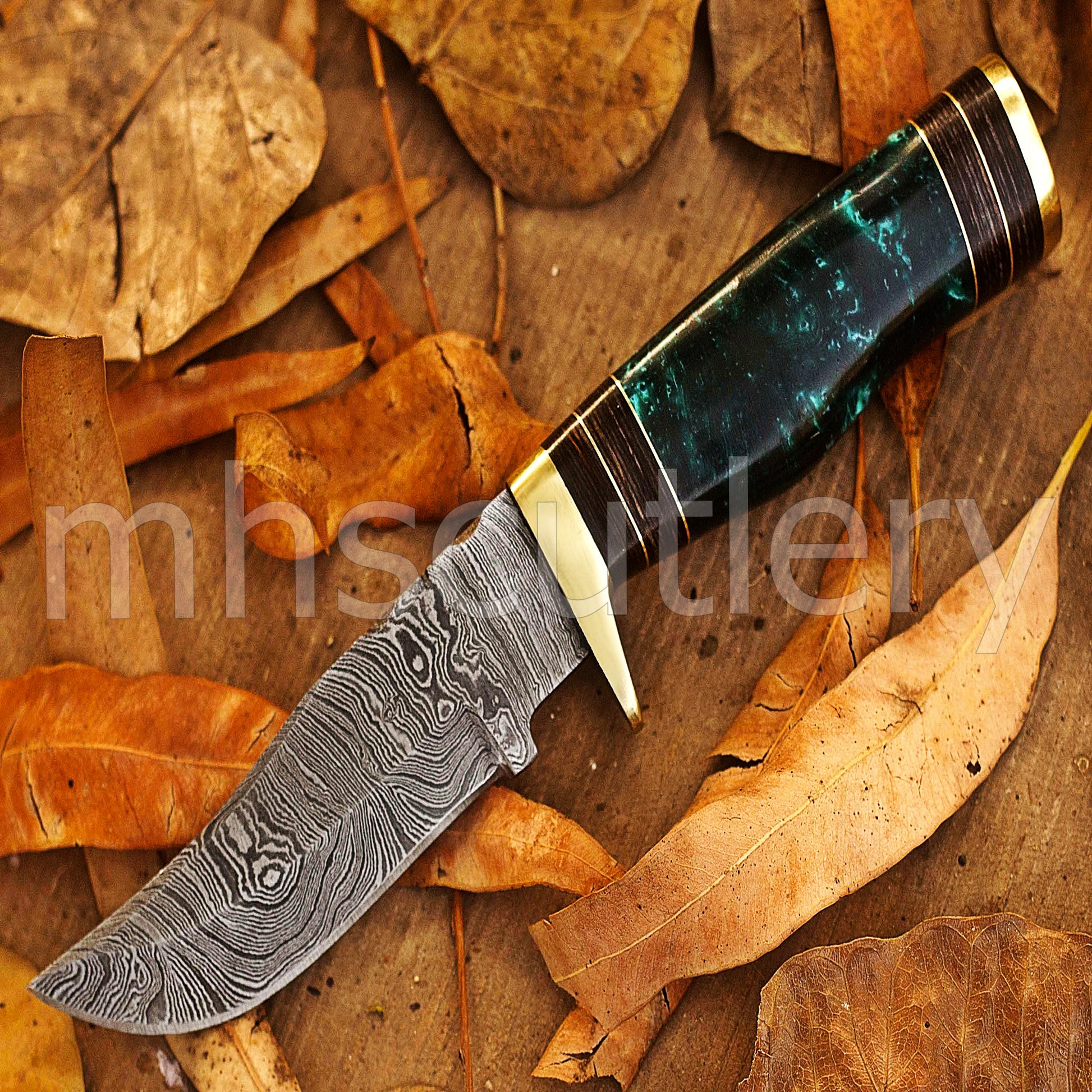 Handmade Skinner Damascus Steel Knife With Resin Handle | mhscutlery