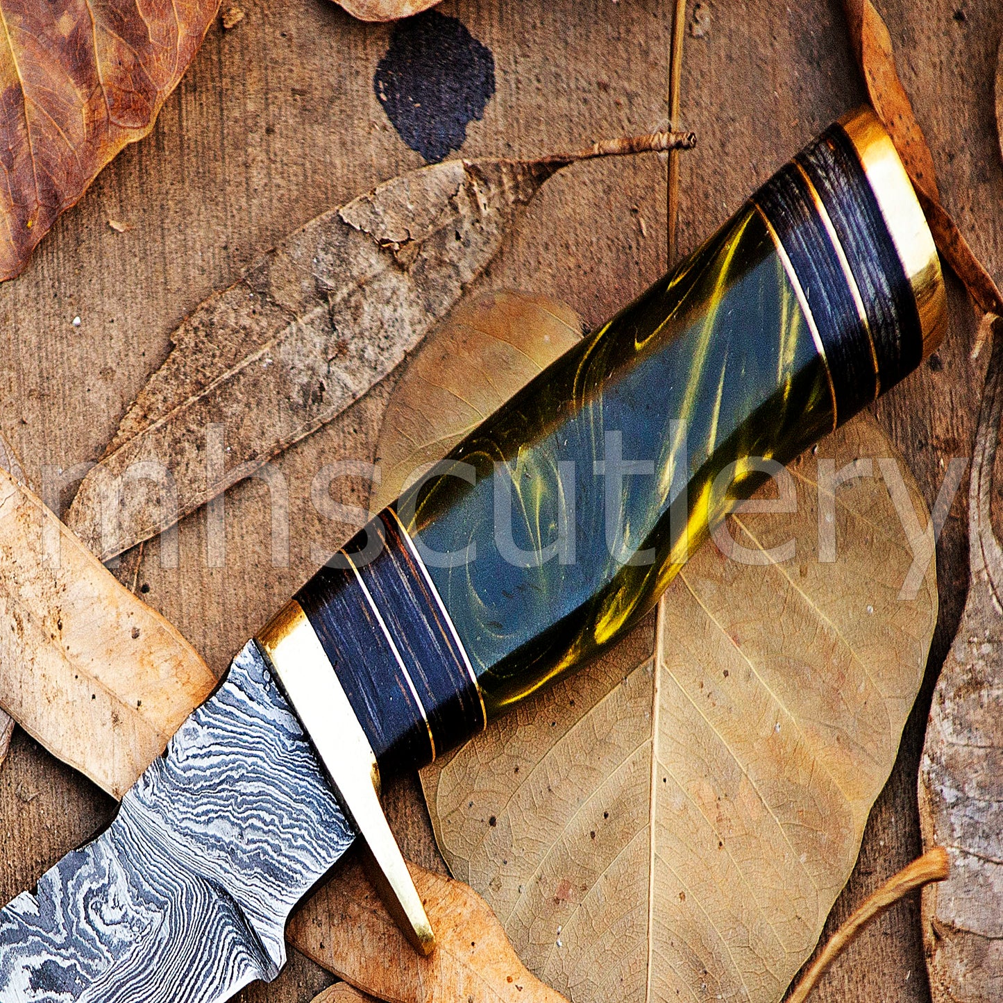 Damascus Steel Hunting Skinner Knife With Resin Handle | mhscutlery