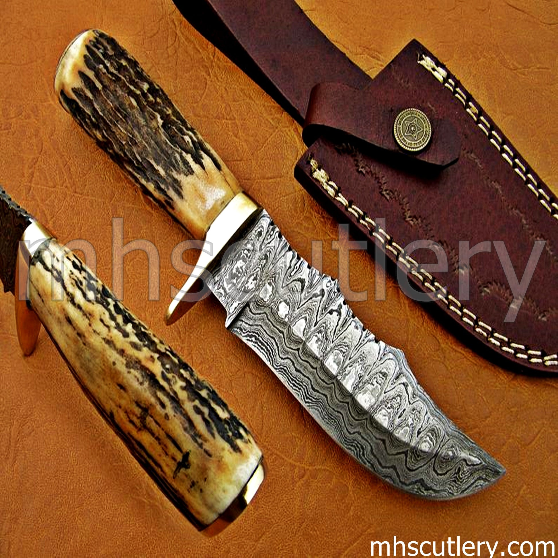 Ladder Damascus Steel Hunter's Knife / Antler Handle | mhscutlery